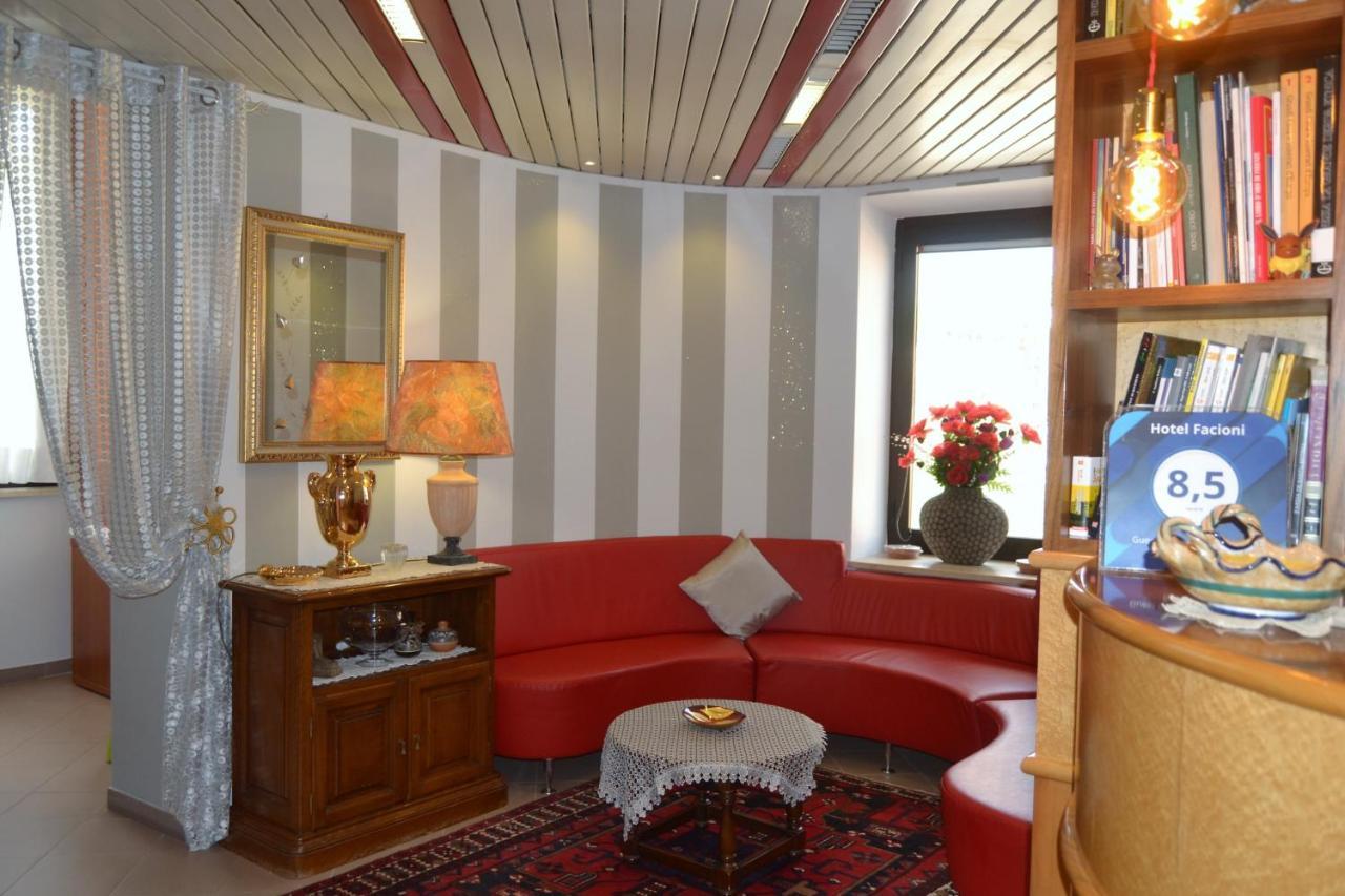Hotel Facioni 3*